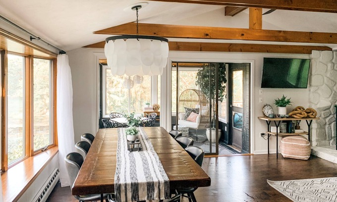 Wolcott Maison | Port Bay Modern Lake House