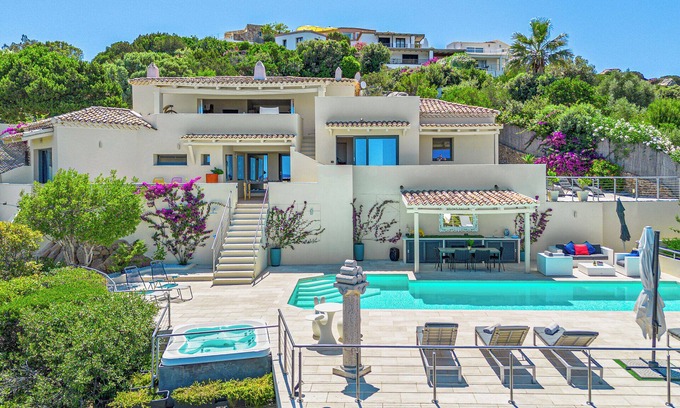 Pantogia Villa | PORTO CERVO DESIGN ET CONFORT AVEC UNE VUE INCROYABLE SUR PEVERO BAY