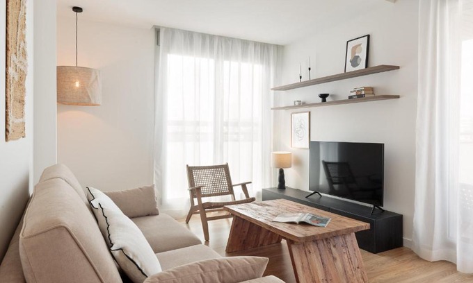 Sant Adria de Besos Appartement | Port Forum Apartments by Olala Homes