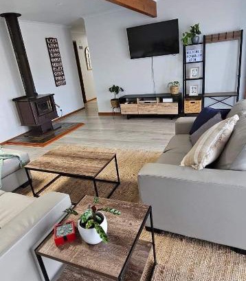 Portarlington Maison | Portarlington Getaway Beach Views&Family Friendly