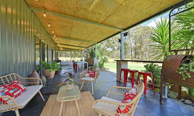 Keinbah Maison | Porter Place at Poppy Hill Farm