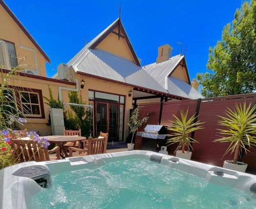 Albury Maison | Porters Cottage Classic