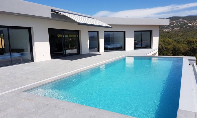Porticcio Villa | Porticcio Très belle Villa Vue Mer, Piscine Privée Chauffée, 800m Agosta plage