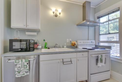 Hollywood District Maison | Portland Getaway - Walk to Hollywood Theatre!
