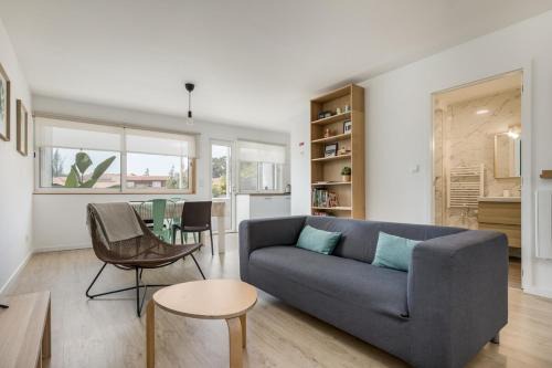 Vilarinha Appartement | Porto Serenity - Central Apartment with a Balcony