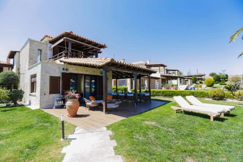 Afytos Maison | Porto Thea Villa in Afytos