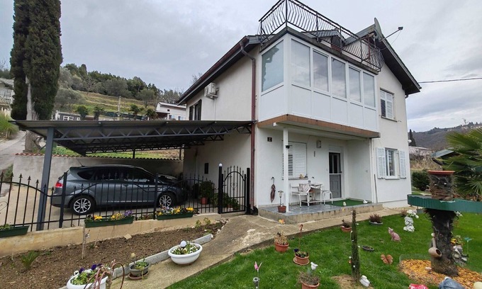 Seca Appartement | Portoroz Spacious Apartment with Garden and BBQ - Two Bedroom Apartment with Terrace