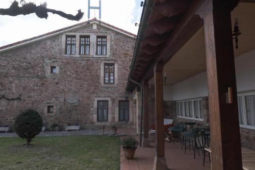 Los Corrales de Buelna Maison | Posada la Estela de Barros