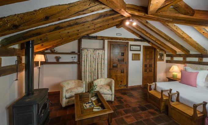 Navafria Maison | Posada Real Mingaseda