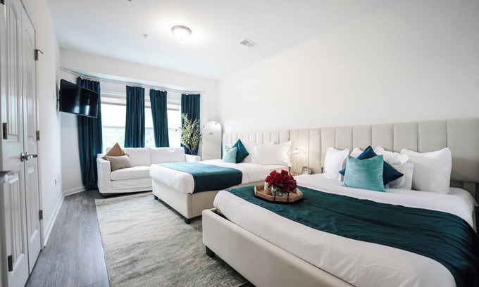 Elizabeth Appartement | Posh Urban Loft Living: Your Stylish Downtown Experience