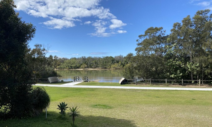 Pottsville Maison | PET FRIENDLY 🐾 WATERFRONT HOME 🏖POTTSVILLE BEACH