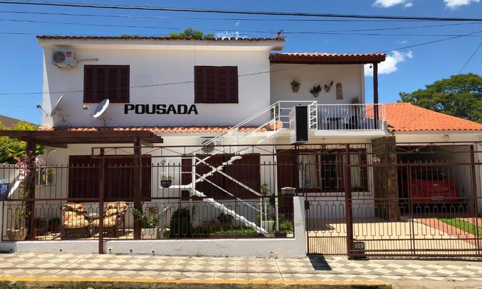 Centro Hôtel | Pousada Olena