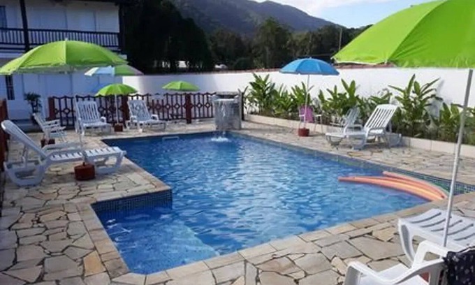 Maresias Hôtel | POUSADA TANI COM AR E PISCINA em MARESIAS