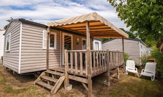 Les Moutiers-en-Retz Maison | Près de la plage | Mobil-home confort + TV