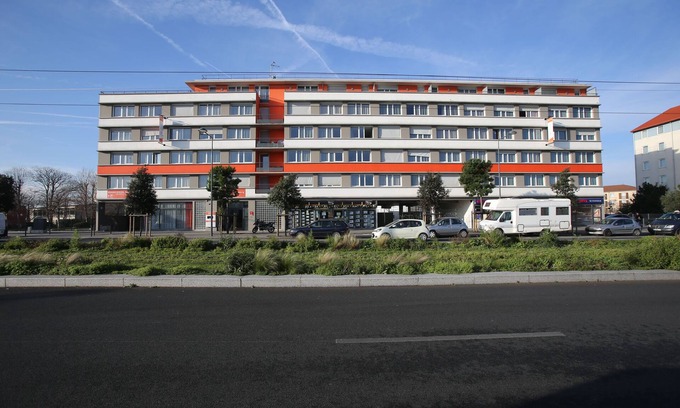 Chevilly-Larue Appartement | Près de Paris | Studio Modern