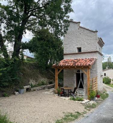 Castelnau-de-Levis Maison | Pradelles