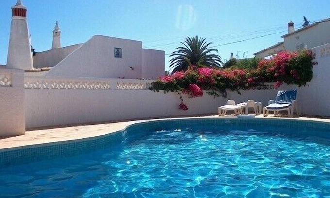 Luz Villa | PRAIA DA LUZ près LAGOS -VILLA SPACIEUSE - TERRAIN CLOS - PISCINE PRIVATIVE