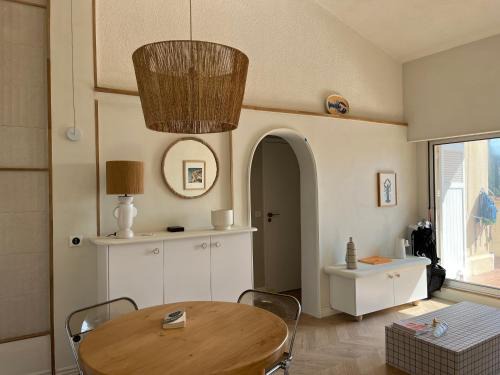 Le Lavandou Appartement | Pramousquier -Vue mer - 3 pièces - rénové à neuf