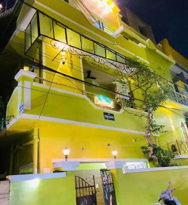 Bhubaneshwar Maison | Pravuprasad guesthouse budget room near railway station