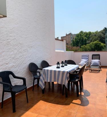 Figueres Appartement | Preciosa vivienda enorme y totalmente equipada en el centro de Figueres