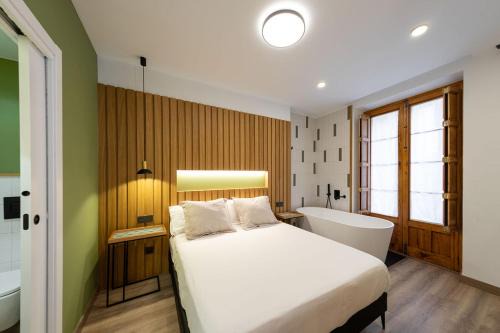 Alcoy Appartement | Precioso loft con bañera de isla