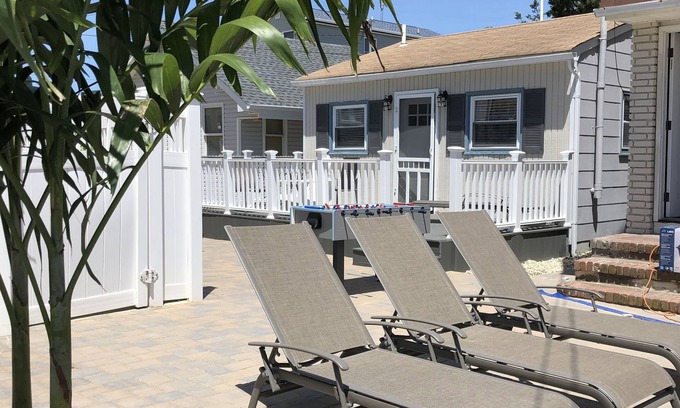 Seaside Heights Cottage | Les prix les plus bas! Spécial été: 2 piscines; secondes à la plage et la promenade