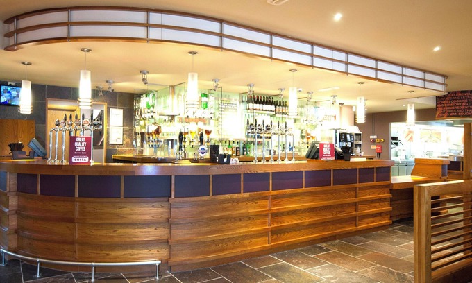 Newton Mearns Hôtel | Premier Inn M77 J4