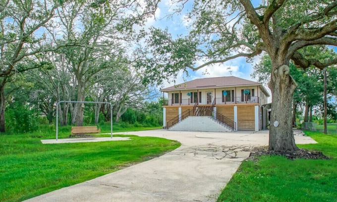 Lafitte Maison | 3. 2 acres de Bayou Paradise à 30 minutes de la Nouvelle-Orléans et du quartier français