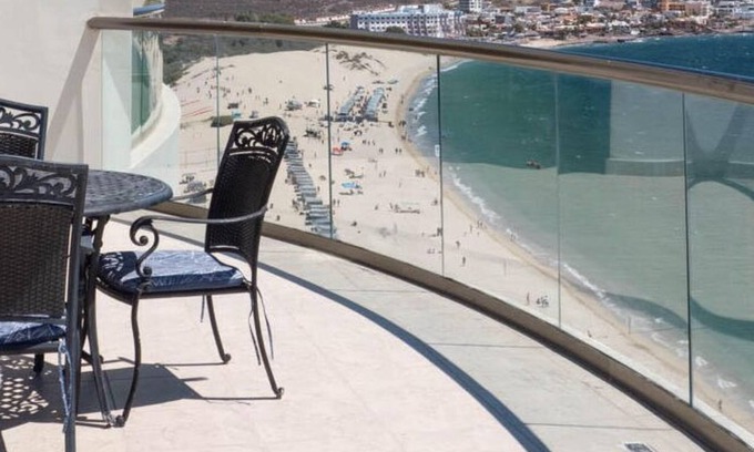 San Carlos Copropriété | Premier Playa Blanca Penthouse 1410: 3 BR,3BA,Beachfront,Terrace,Hotel Service