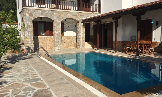 Ula Villa | Villa Premier avec piscine et vue panoramique sur la nature, vacances d'été de luxe
