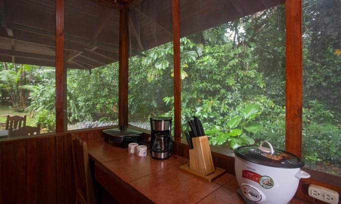 Uvita Cabine | Premium 2 Bed Wooden Cabin In The Rain Forest Of Uvita
