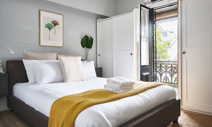 Redfern Maison | Premium 3 Bed Terrace with parking
