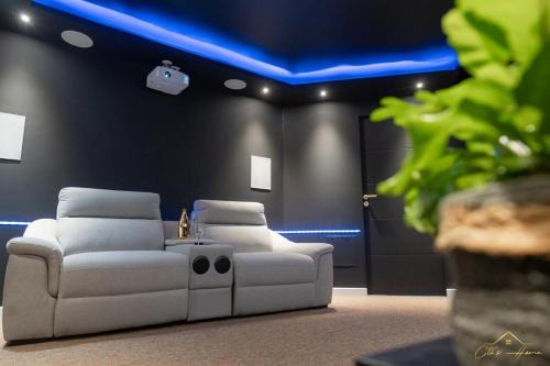 Saint-Elie Appartement | Premium Cayenne Appartement- Private Cine & SPA -CTIS HOME