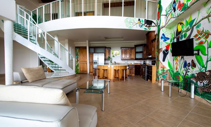Naranjos Agrios Copropriété | SUITE PENTHOUSE PRÉSIDENTIELLE !! VUES DU LAC ARENAL !!