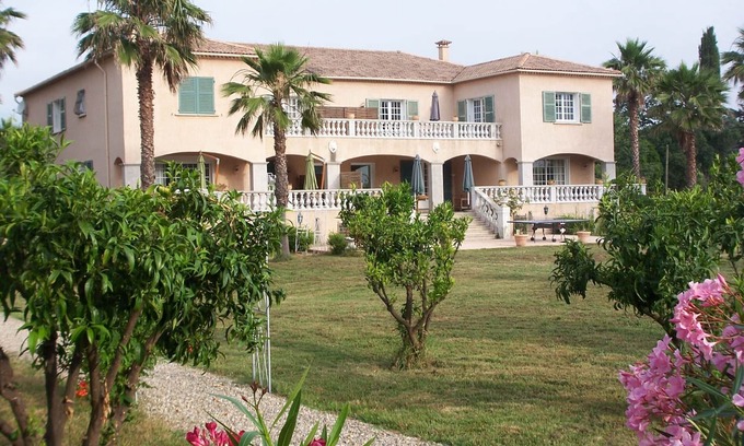 Taglio-Isolaccio Villa | VILLA DE PRESTIGE AVEC COURT DE TENNIS ET ACCES PRIVE PLAGE 100 m