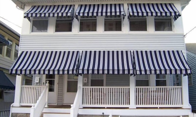 Ocean Grove Appartement | À quelques pas de la plage avec vue sur l'océan!