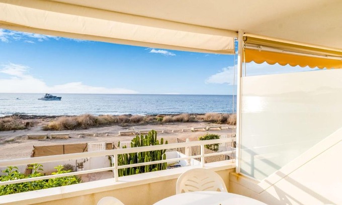 San Antonio Bay Maison | Pretty Holiday Home in Sant Josep de Sa Talaia near Sea