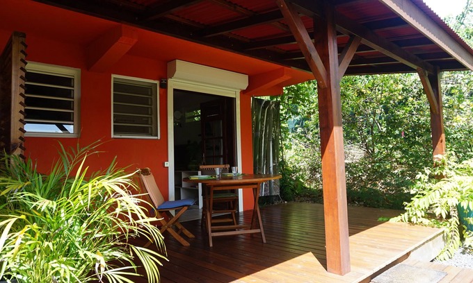 Port-Louis Appartement | Caraïbe Creol’ Keys - studio colibri - 10 min à pied de la plage et des commerce