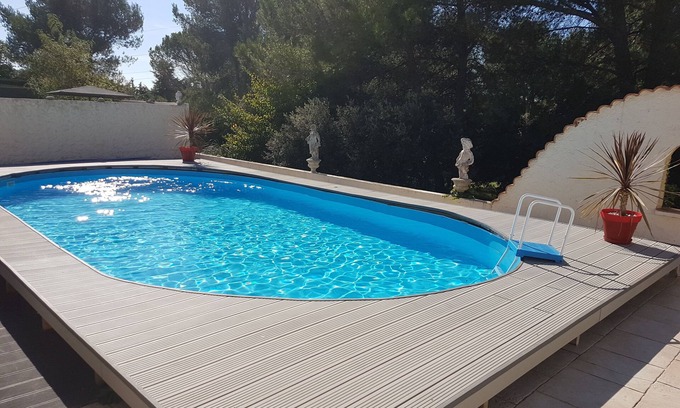 Plan de Campagne Maison | jolie villa avec piscine dans un petit lotissement tres calme.