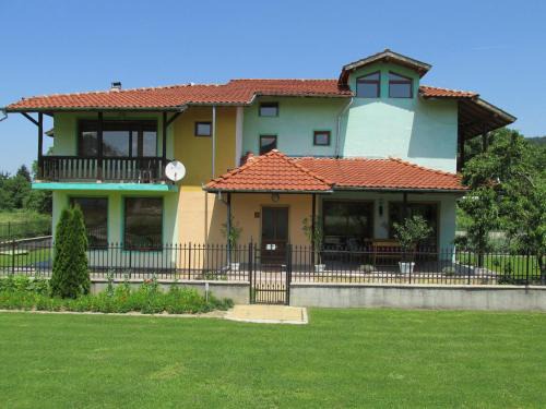 Oreshak Maison | Pri Orehite Guesthouse