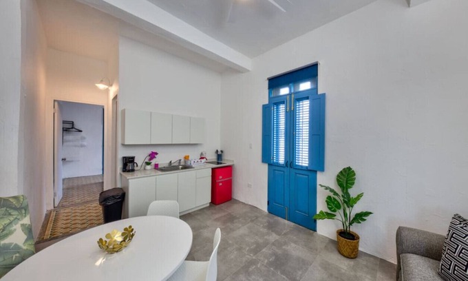 Puerta de Tierra Appartement | Cozy Apartment in Prime San Juan, Walk to Beach