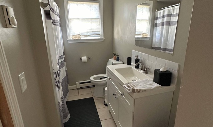 Saugus Maison | Prime location house well equipped