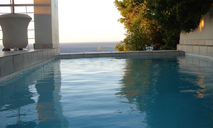 Bantry Bay Maison | Position de choix! Près des plages de Clifton & Camps Bay, du centre-ville du Cap.