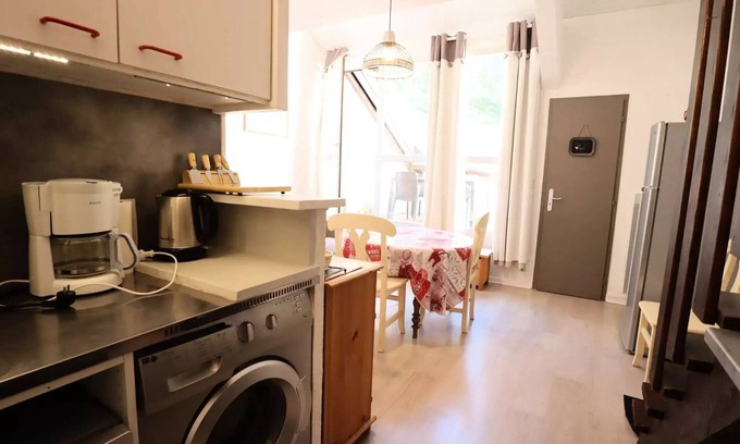 Beaufort Appartement | DUPLEX TRES AGREABLE, LUMINEUX ET BIEN EQUIPE POUR 4 A 6 PERSONNES. Classé **