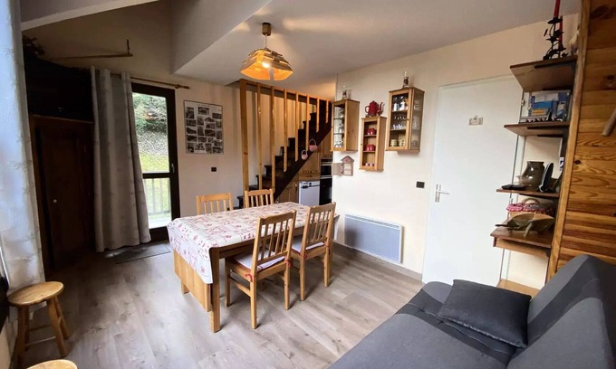 Beaufort Appartement | Primevere-Argentine Residence - Duplex - 6 people. maximum, ideal 5 pers. tastefully renovated