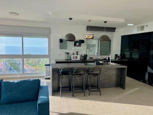 Netanya Appartement | Prince Palace Netanya Lagoon Beach 3BR