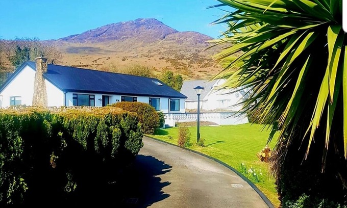 Carlingford Maison | Pristine Carlingford Mountain Retreat and Getaway