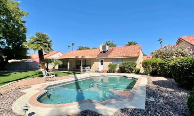 Chandler Maison | Pristine! Single-Story Home with Pool in Chandler