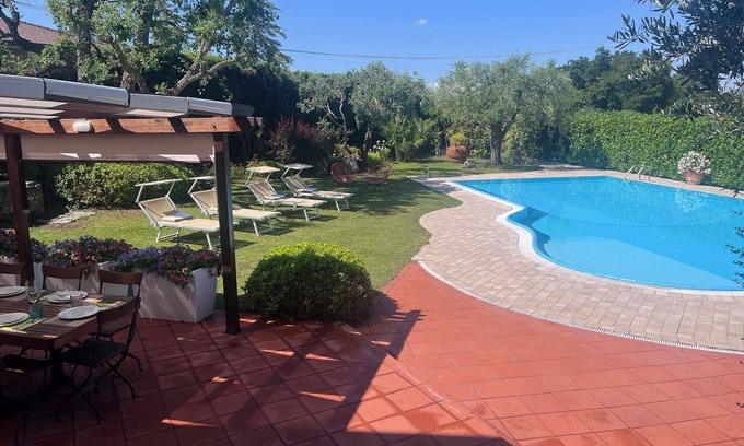 Santarcangelo di Romagna Villa | Merveilleuse maison de vacances privée avec sauna, piscine privée, WIFI, climatisation, TV, patio