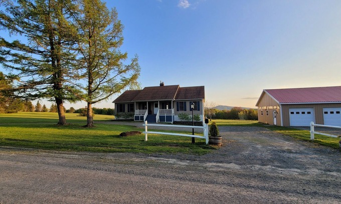 Union Dale Maison | Privacy & Outdoor Fun on 13 Breathtaking Acres